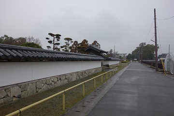 武家屋敷公園前通り@三之丸