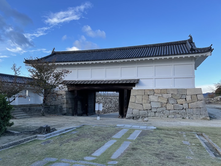 筋鉄御門(内側)