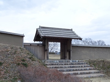 四脚門(復元)