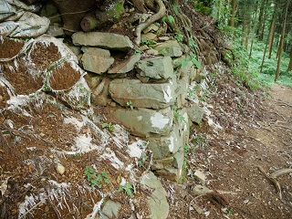 石垣遺構