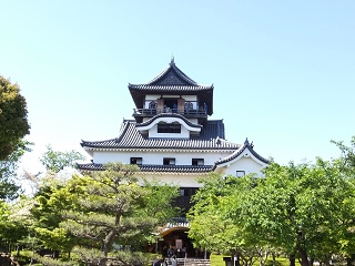 本丸より天守