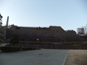 本丸他石垣(南側から)