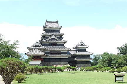 天守（夏季）