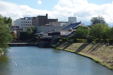 太鼓門遠景