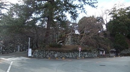 表門の外側