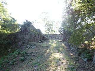 駈門跡(外側)