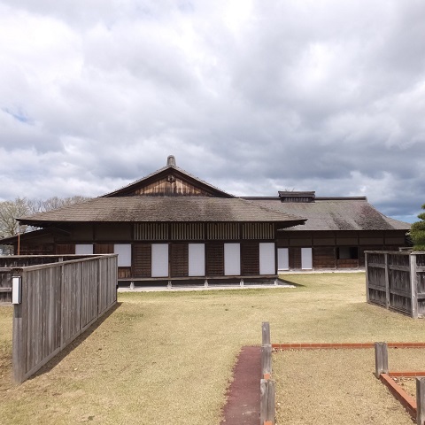 根城
