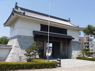 大手門
