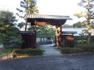 高麗門形式の城門