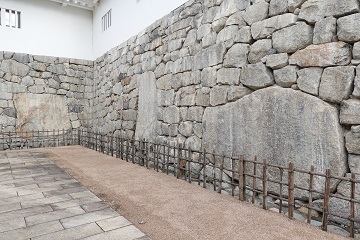 鉄門跡