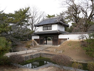 太鼓門