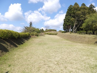 御馬場曲輪